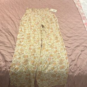 Billabong flowy pants